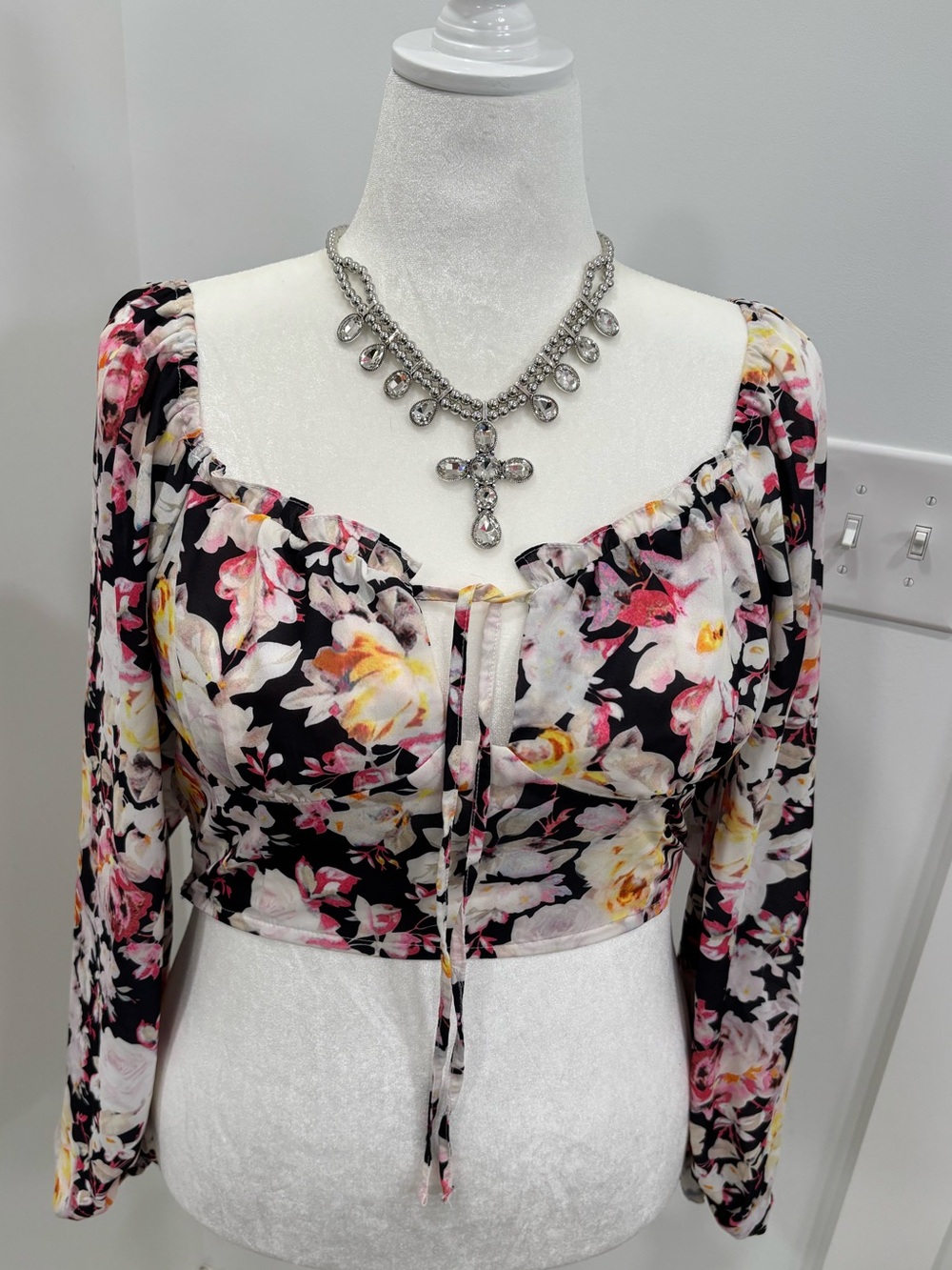 Floral Peasant Tie-Front Crop Top